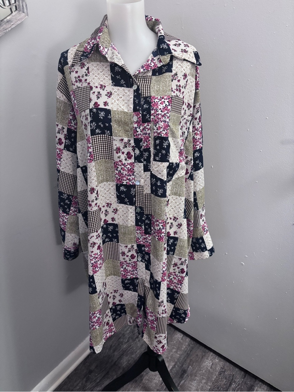 If She Loves "Be Faithful" Oversized Patchwork Shirt Dress Tunic - Picture 4 of 11